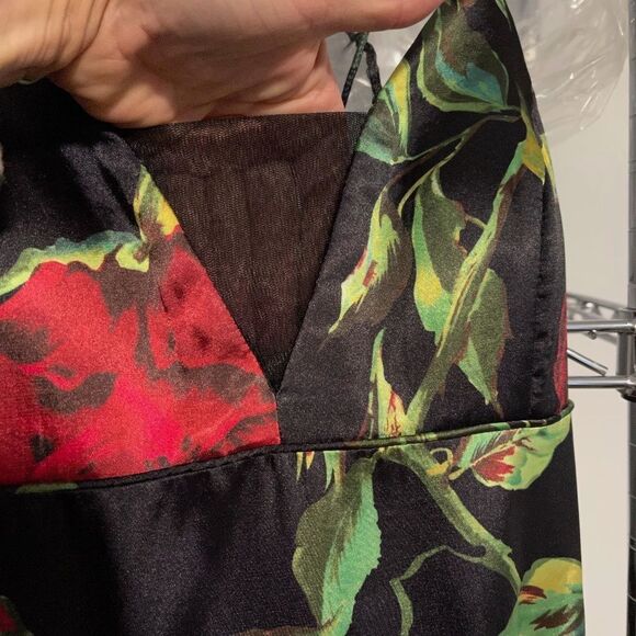 Sherri Hill Rose Print Style 53896 Size 0 - Picture 5 of 5